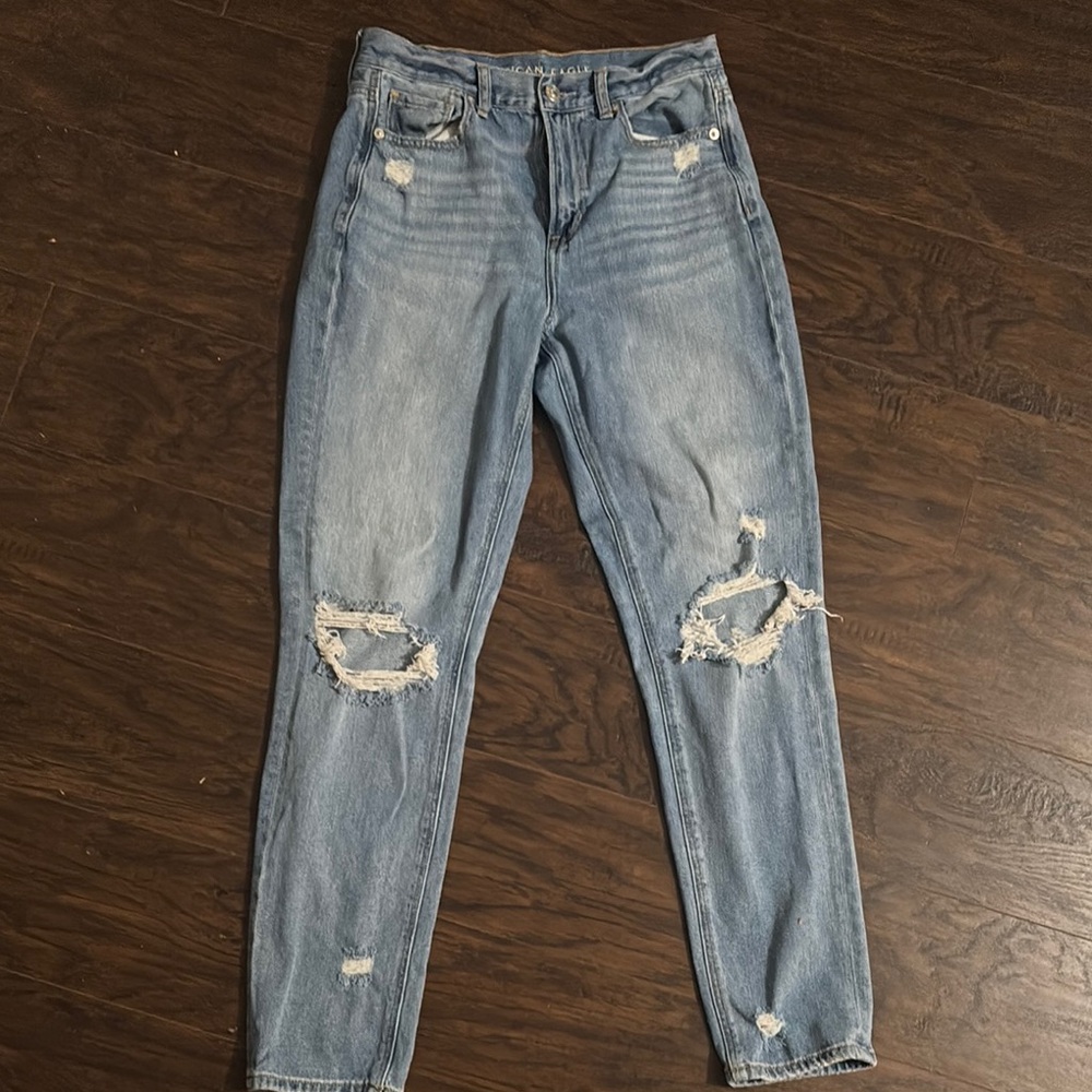 Distressed American Eagle Women's Jeans